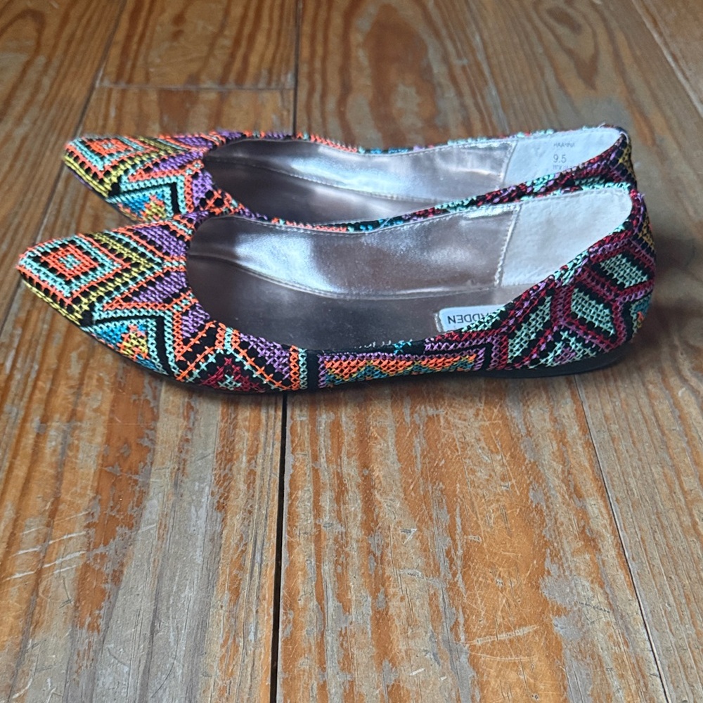 Steve Madden Multicolor Beaded Pointed Toe Flats - Picture 2 of 4